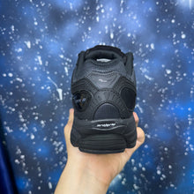Saucony ProGrid Omni 9 – Triple Black