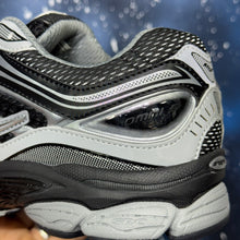 Saucony ProGrid Omni 9 – Noir 🖤 & Argenté
