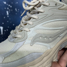 Saucony ProGrid Omni 9 – Cream / Silver