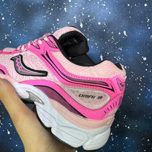 Saucony ProGrid Omni 9 – Rose / Noir
