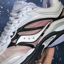 Saucony ProGrid Omni 9 – White / Rose / Black