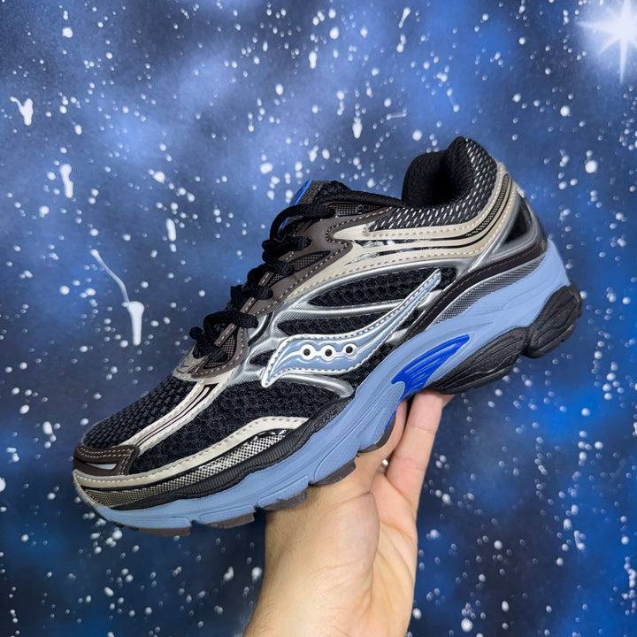 Saucony ProGrid Triumph 4 Winter Tech – Caviar / Morel