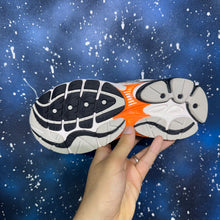 Saucony ProGrid Omni 9 OG – White / Multi