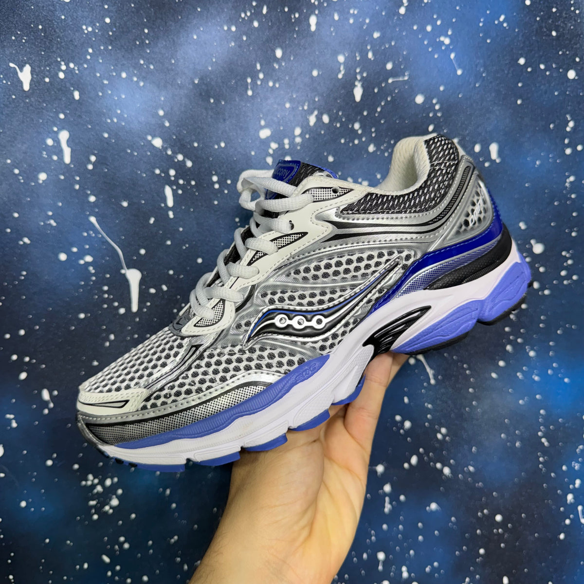 Saucony ProGrid Omni 9 OG – Blue / Lime